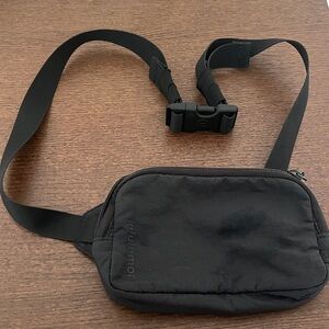 Lululemon Black Waist/Crossbody Belt Bag